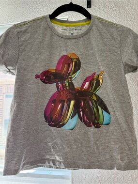 Kids Gray Short Sleeve Tee with Colorful Balloon Dog Graphic